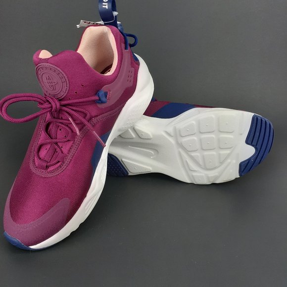 Nike Shoes - NIKE AIR HUARACHE CITY MOVE Women's Sneaker Shoes